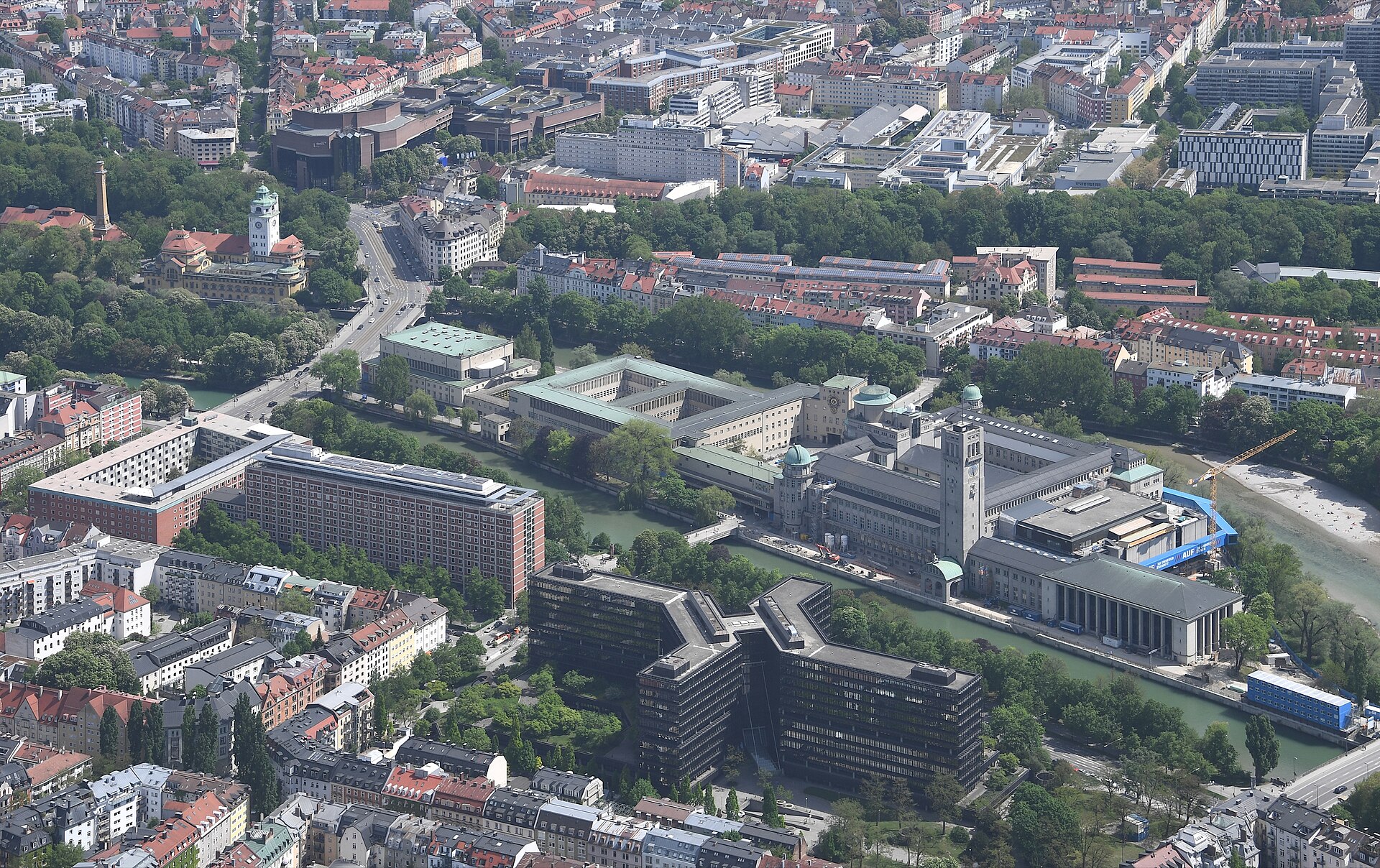 The Deutsches Museum from the air