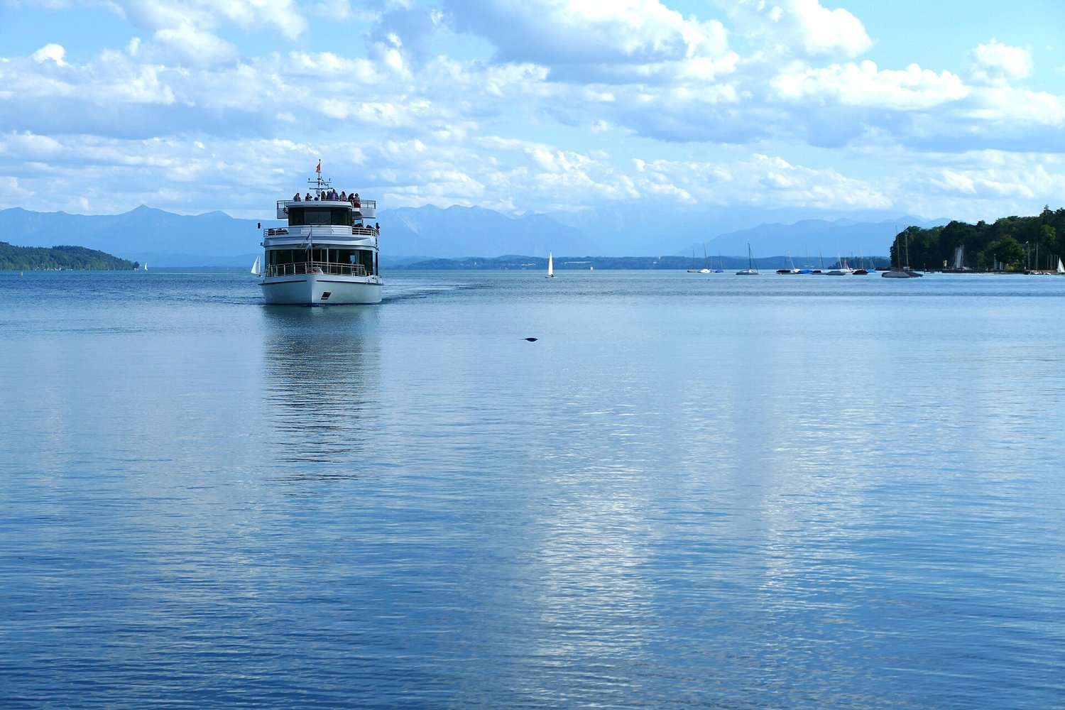 A passenger boat on the Starnberger See