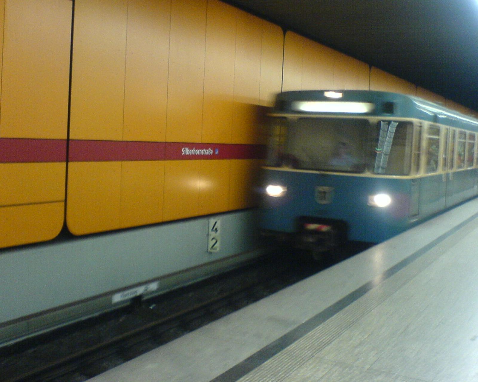 Silberhornstraße Munich U Bahn station