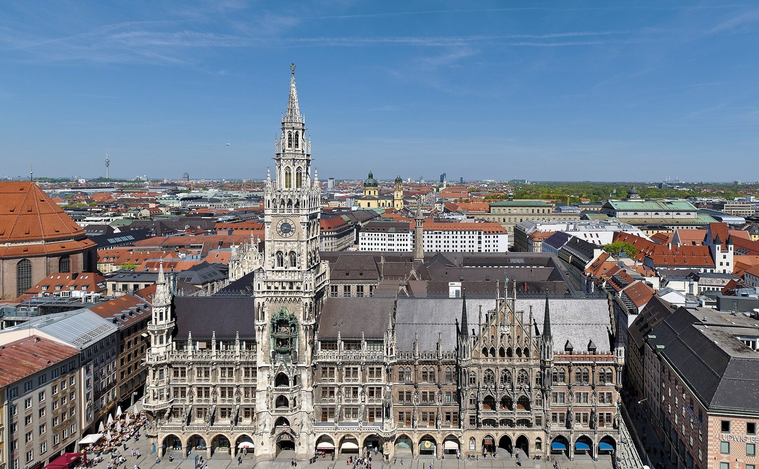 Marienplatz and the Neues Rathaus in Munich